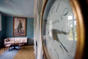 Talousennuste 12-2024 Myöhässä